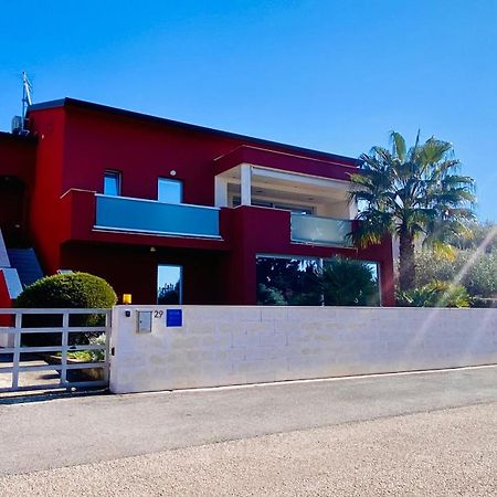 Ivni Apartmani Novigrad Istria Kültér fotó