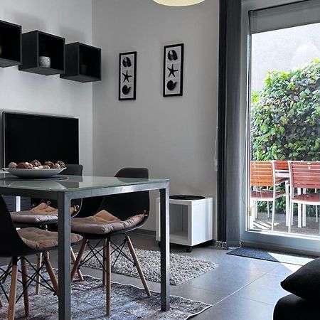 Ivni Apartmani Novigrad Istria Kültér fotó