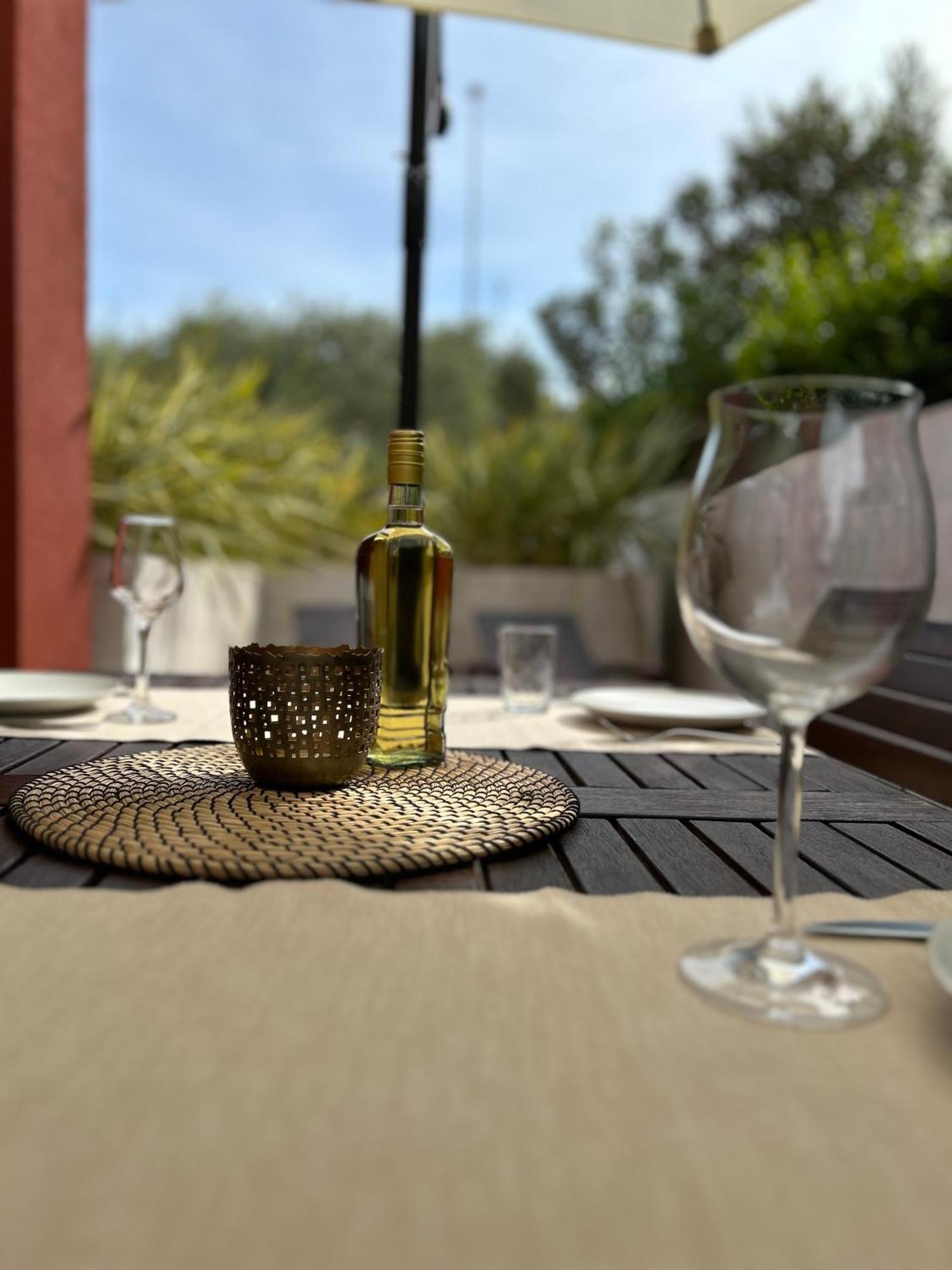 Ivni Apartmani Novigrad Istria Kültér fotó