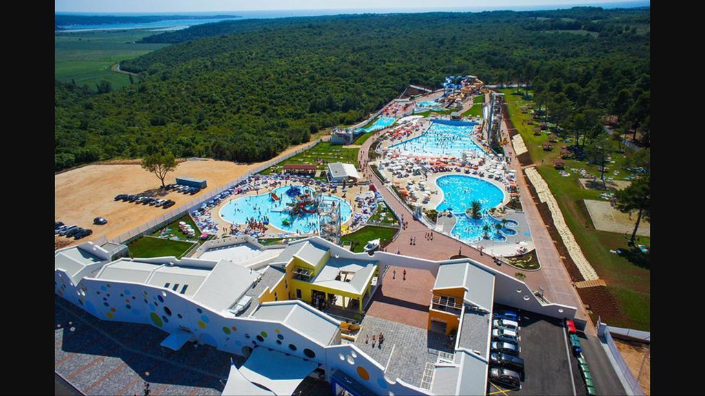 Ivni Apartmani Novigrad Istria Kültér fotó
